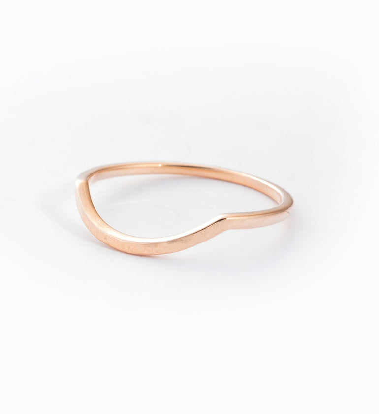 Rose Gold Hammered Delicate Curve Band: Angle
