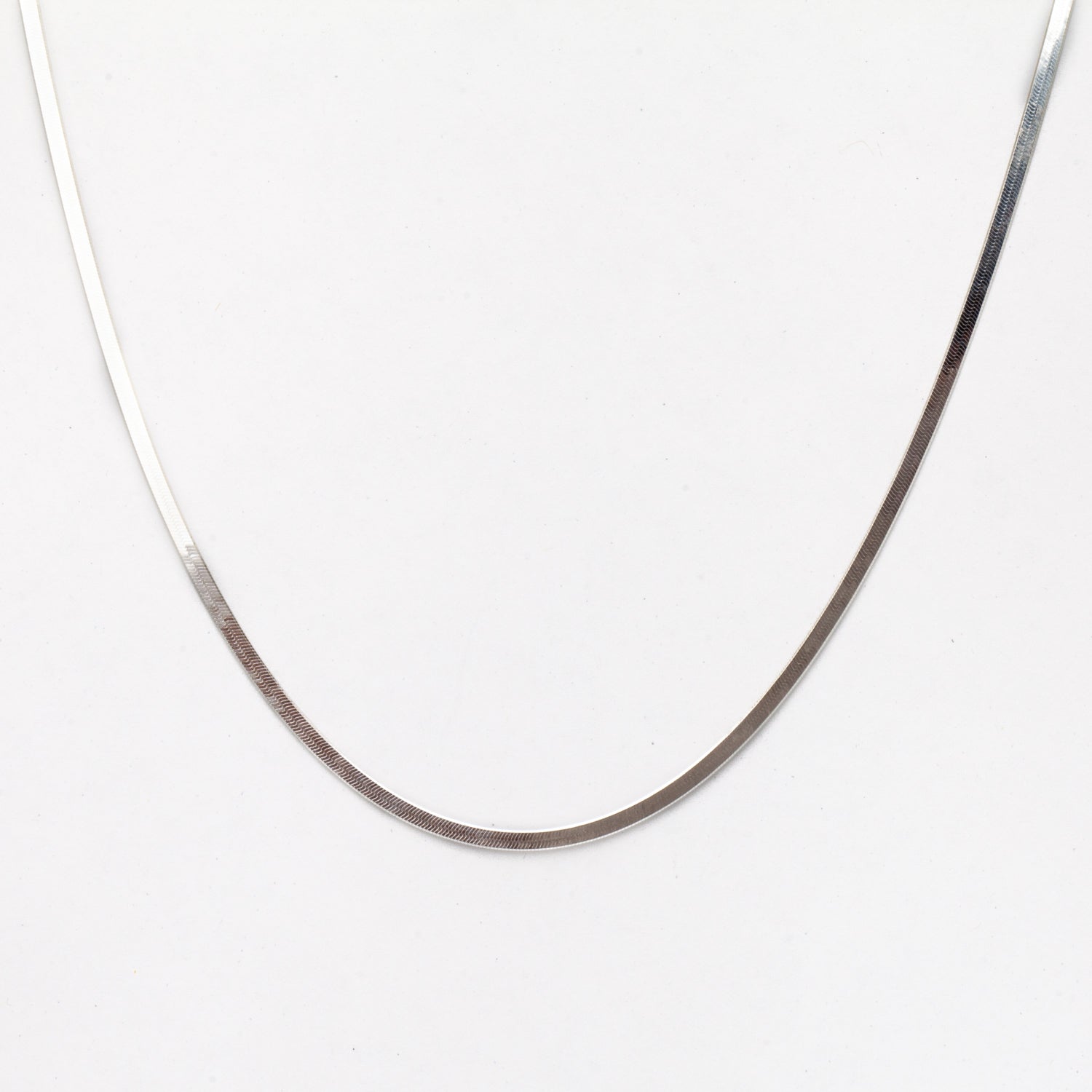 Bold Herringbone Chain Necklace Silver | Mejuri