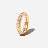 4 mm Scallop Band with White Diamonds