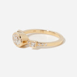 0.75 ct Oval Diamond Hikaru Ring