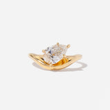 Pear Diamond Piscine Ring