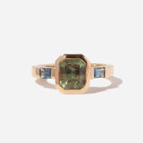 The Horisont Three-Stone Ring