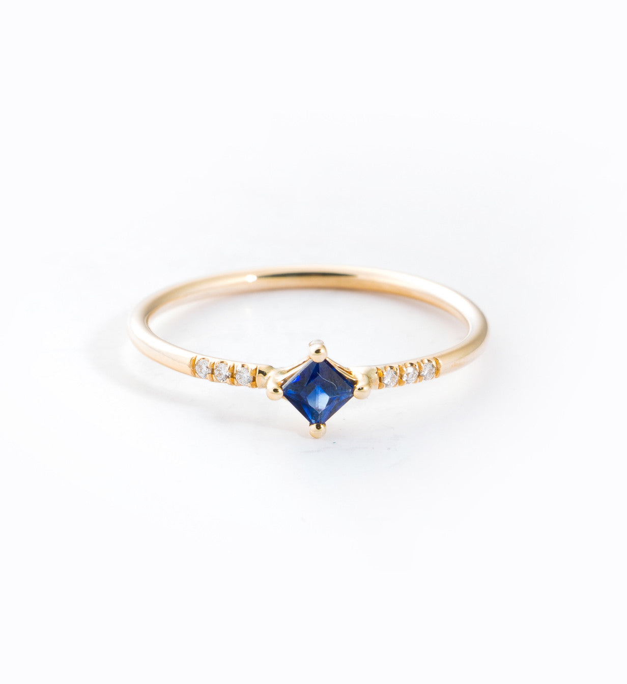 Sapphire Point Equilibrium Ring: Front